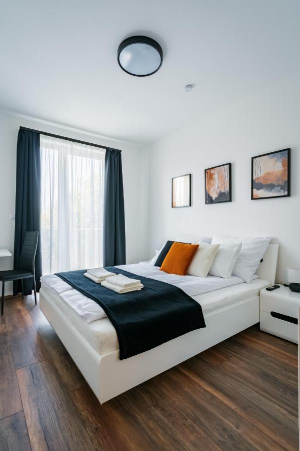 Fox Premium Apartment & Free Private Parking Budapest Exterior photo