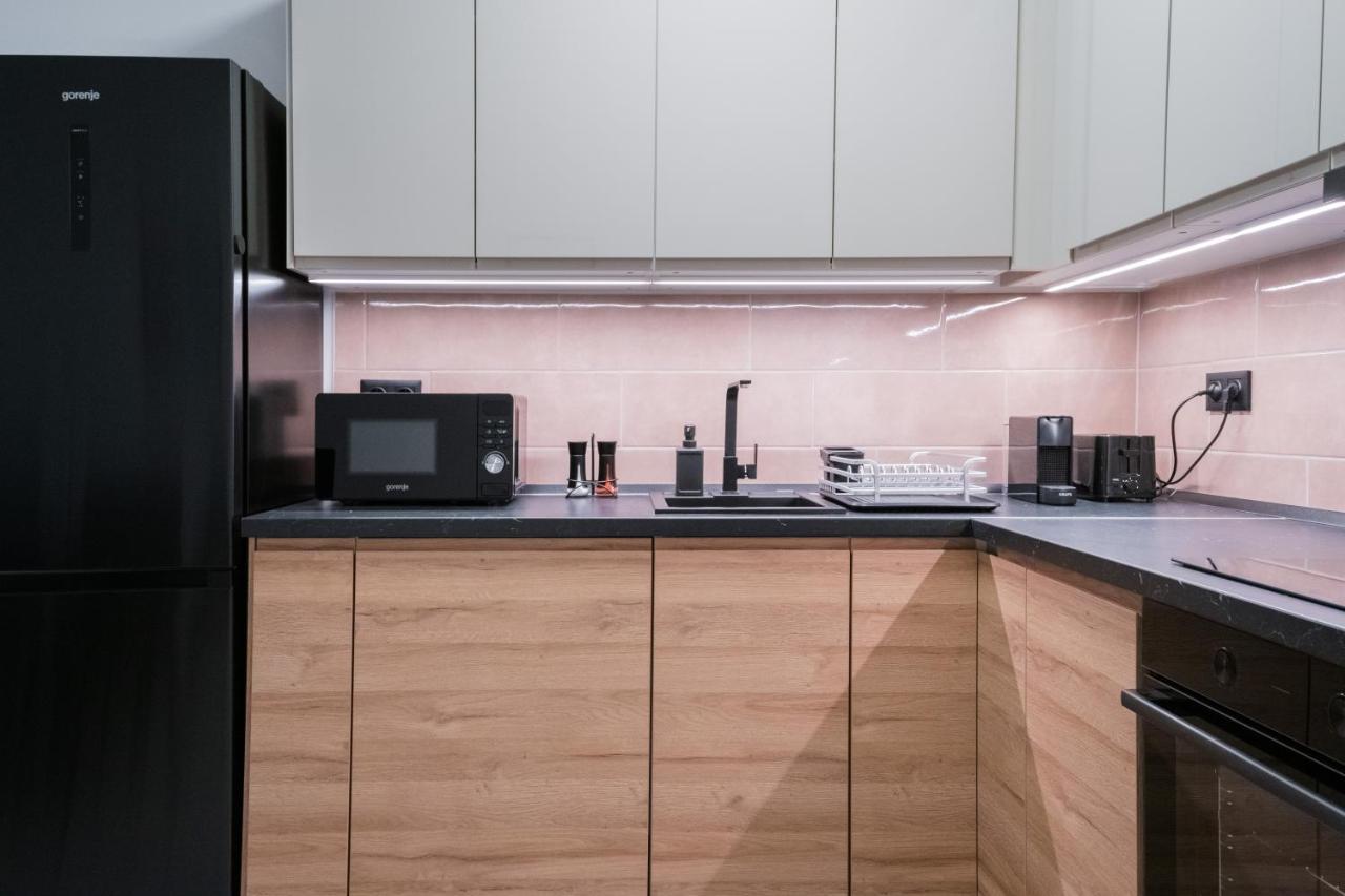 Fox Premium Apartment & Free Private Parking Budapest Exterior photo